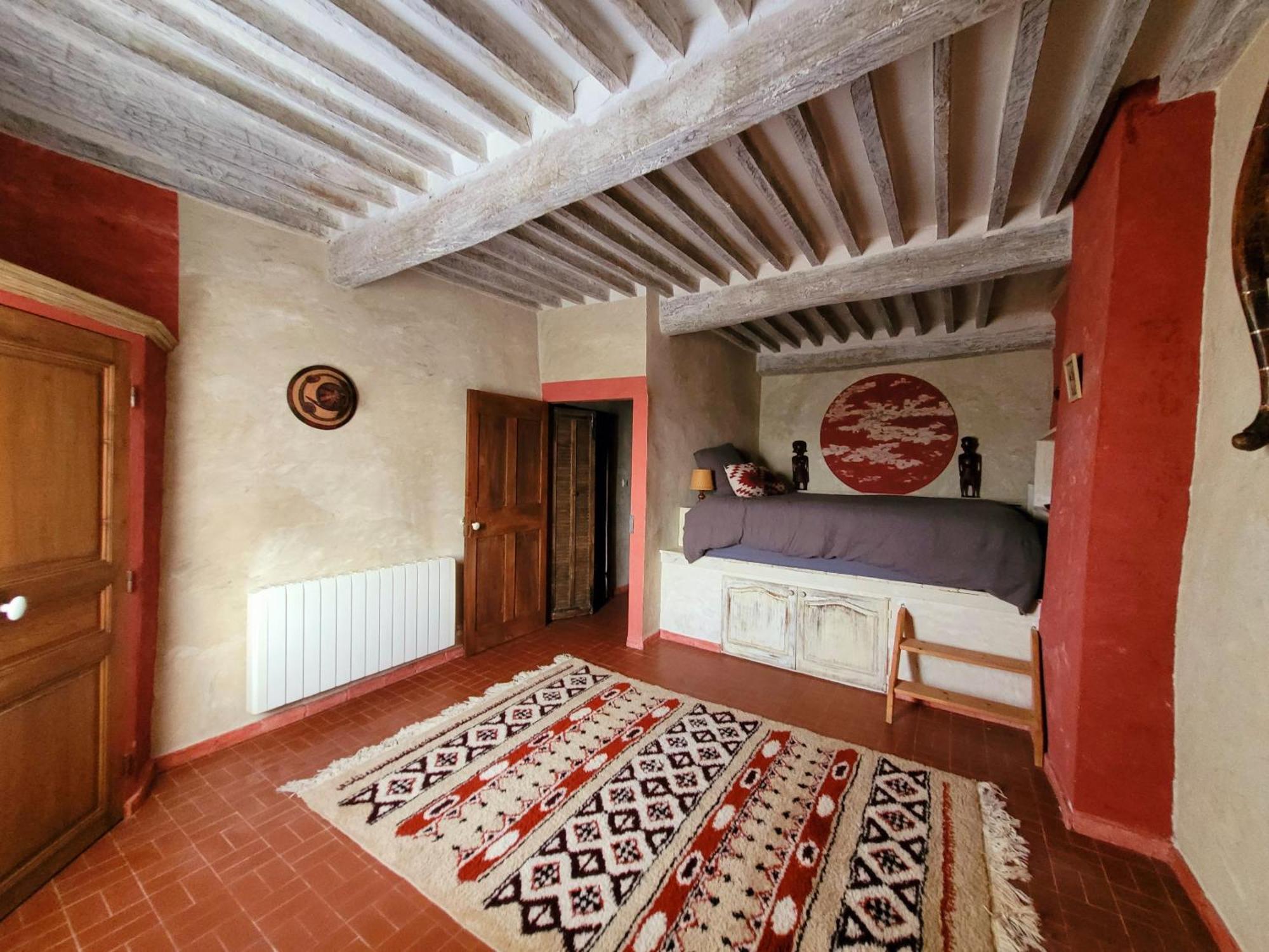 Au Puits De La Fontaine Hotel Tavernes Room photo